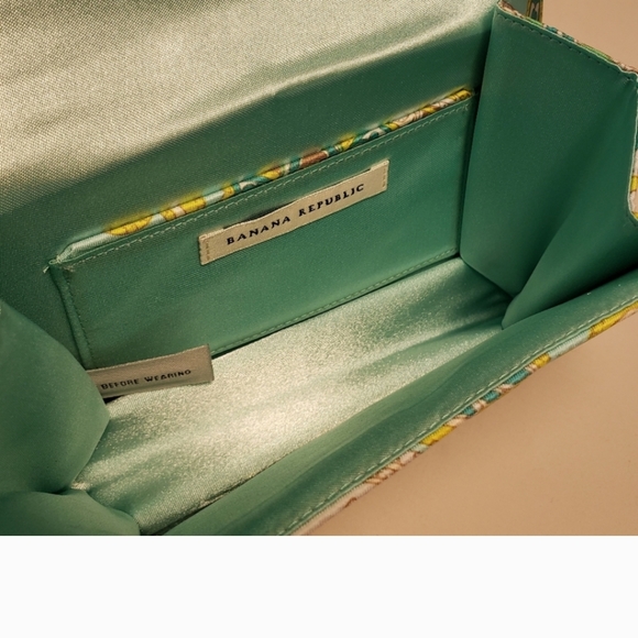 Banana Republic Silk Y2K Clutch - Evening Bag Paisley Print Gold Chain - Picture 6 of 12